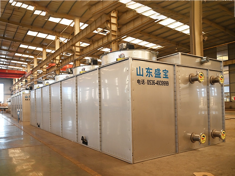 Closed cooling water tower