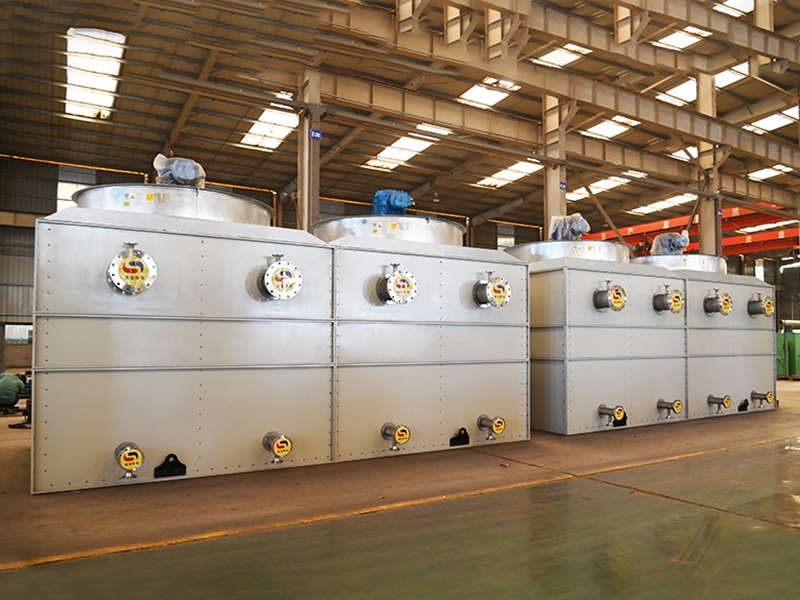 Dry wet combined closed cooling tower