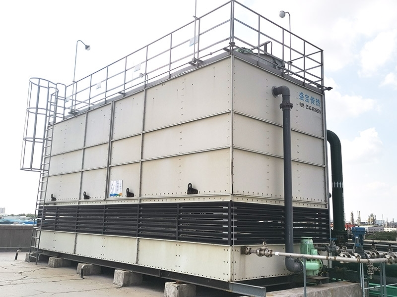封闭式冷却塔