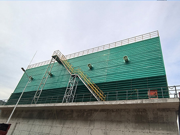 喷雾循环水冷却塔